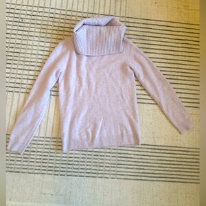 Lavender xs cashmere turtleneck sweater